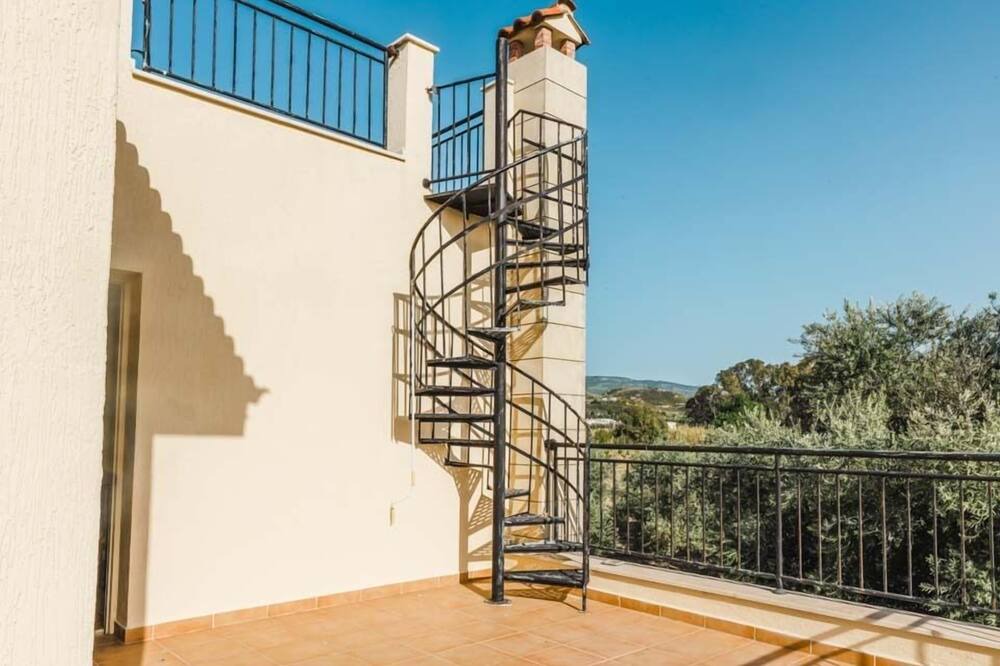 Photo of Patio Balcony in Prodromi