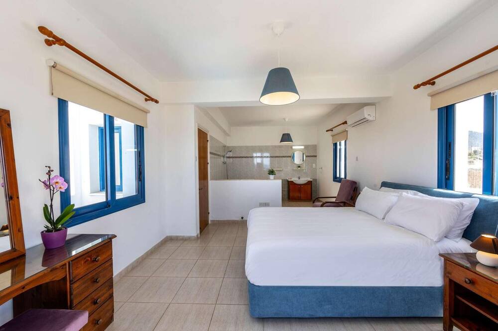 Photo of Bedroom in Pomos