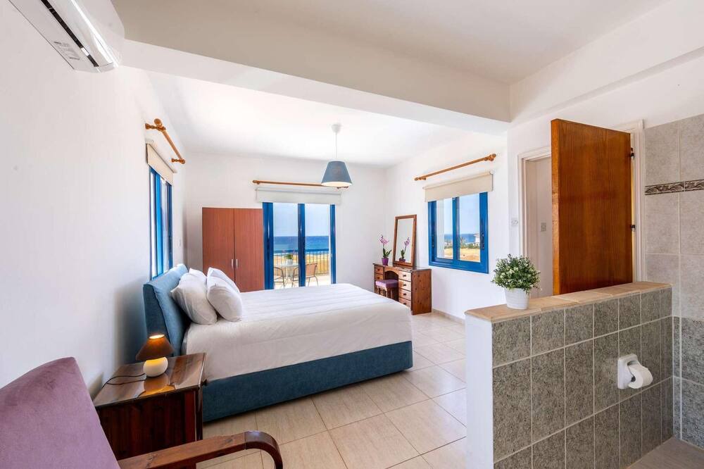 Photo of Bedroom in Pomos
