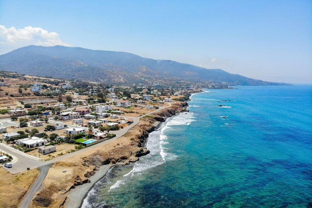 Photo of Others in Pomos