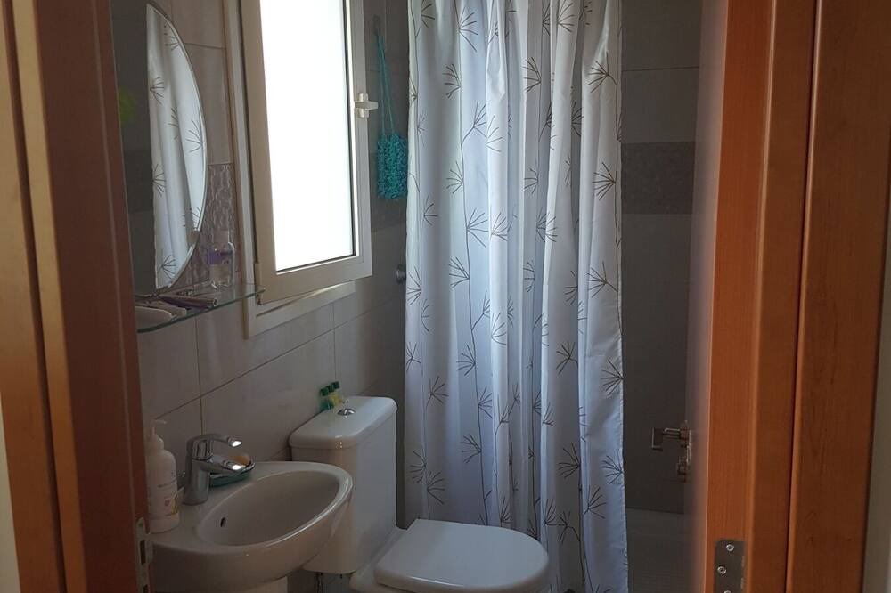 Photo of Bathroom in Neapolis