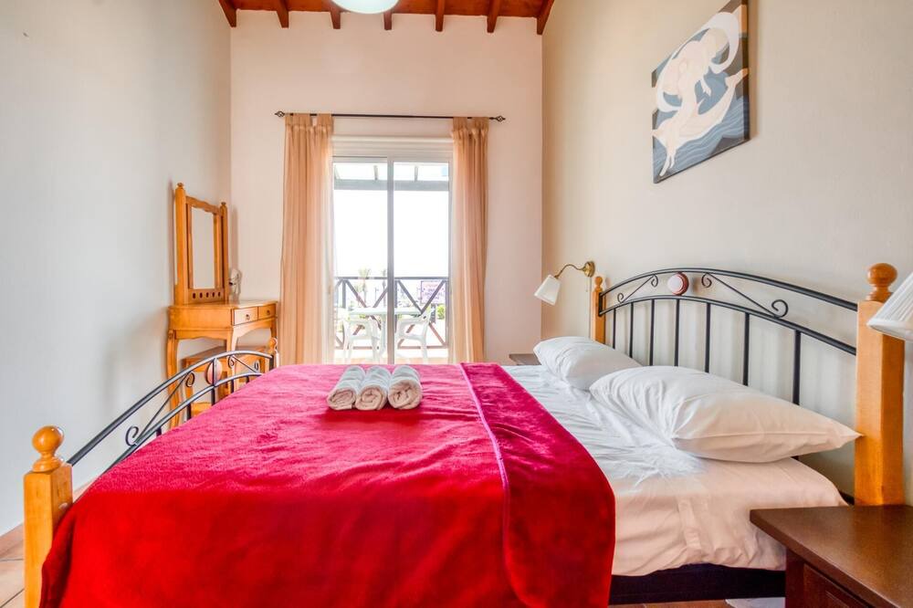Photo of Bedroom in Latsi