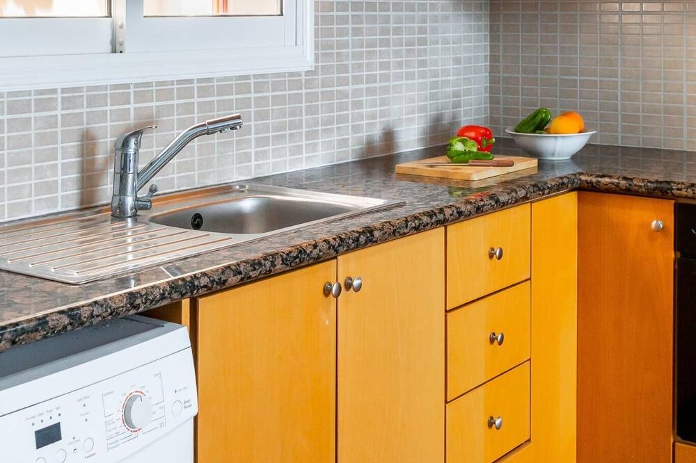 Photo of Kitchen in Latsi