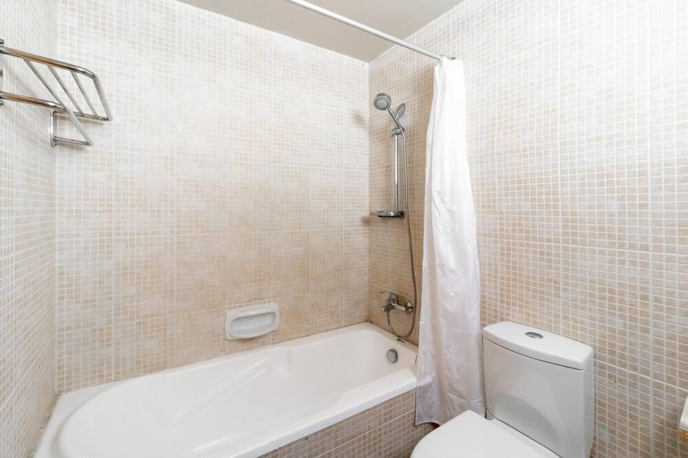Photo of Bathroom in Latsi