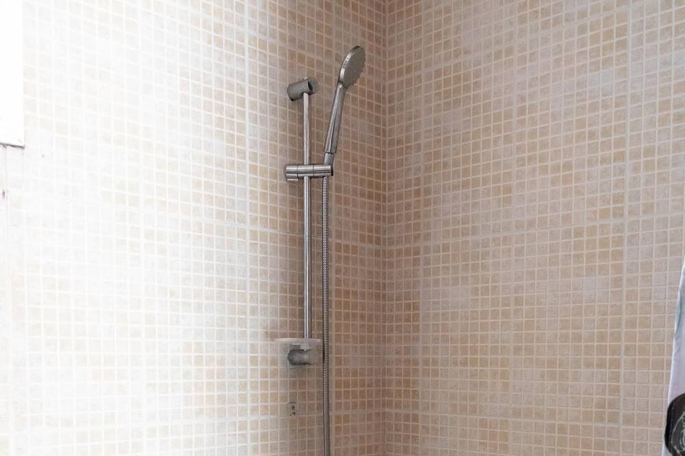 Photo of Bathroom in Latsi