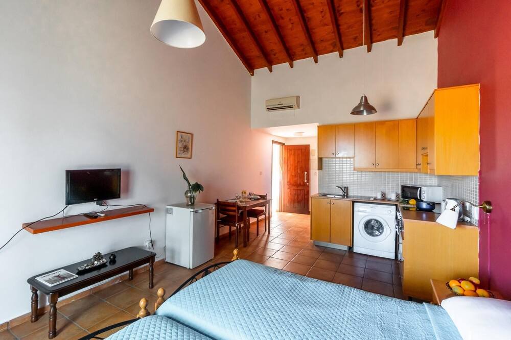 Photo of Bedroom in Latsi