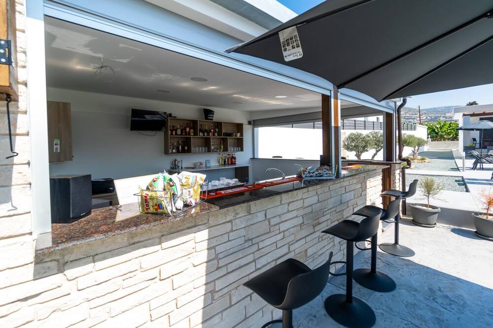 Photo of Outdoor in Peyia Town