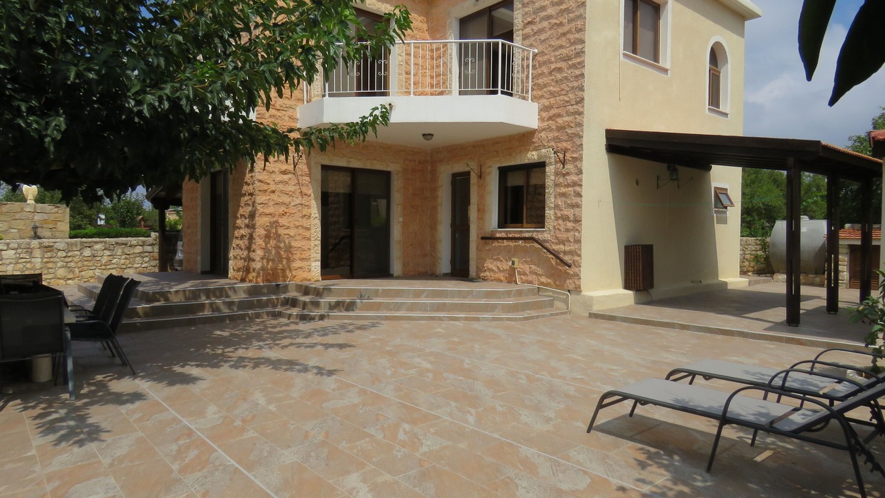 Photo of Outdoor in Marathounta