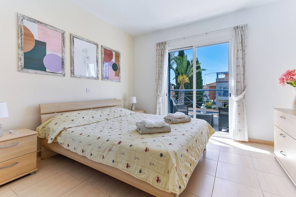 Photo of Bedroom in Universal