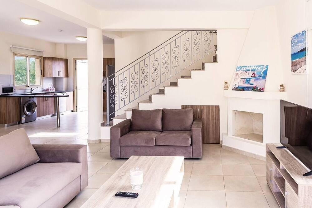 Photo of Livingroom in Polis