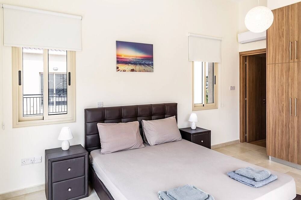 Photo of Bedroom in Polis