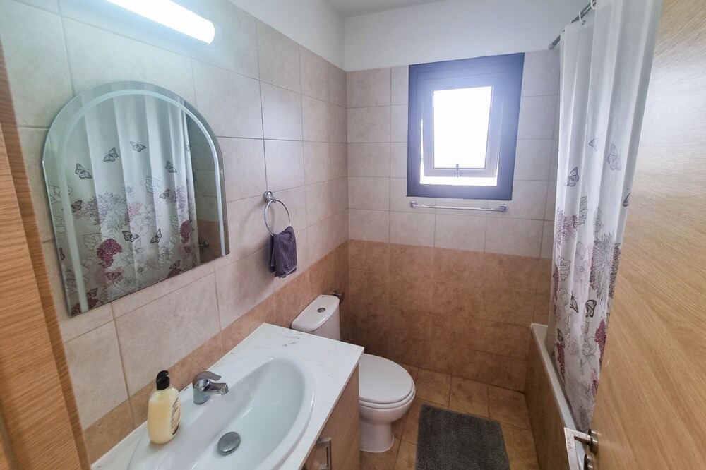 Photo of Bathroom in Tersefanou