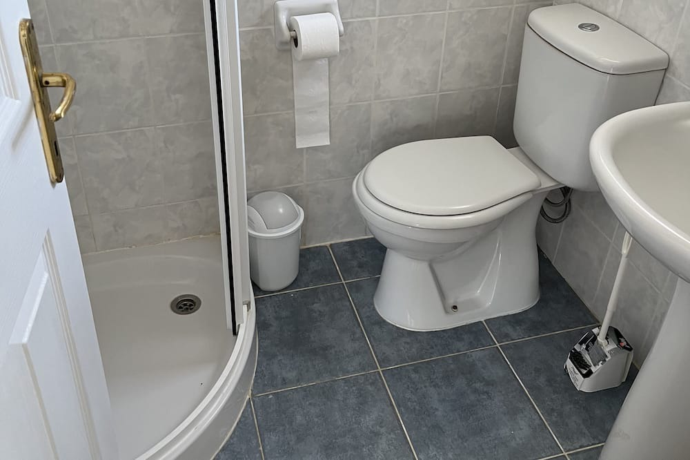 Photo of Bathroom in Karsiyaka