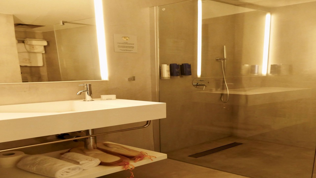 Photo of Bathroom in Trypiotis