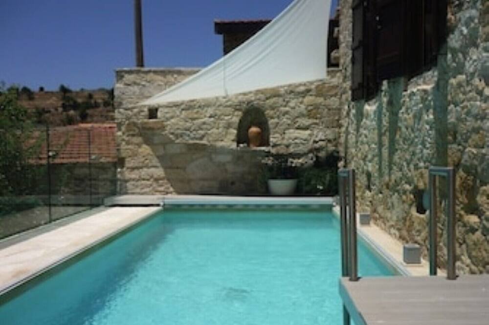 Photo of Outdoor in Vouni