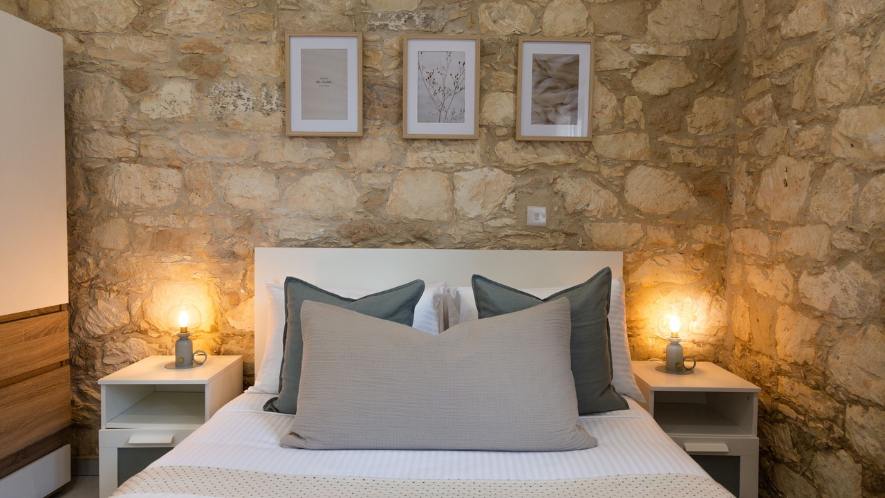 Photo of Bedroom in Armou