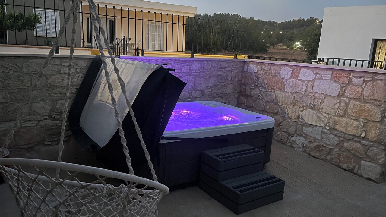 Photo of Outdoor in Armou