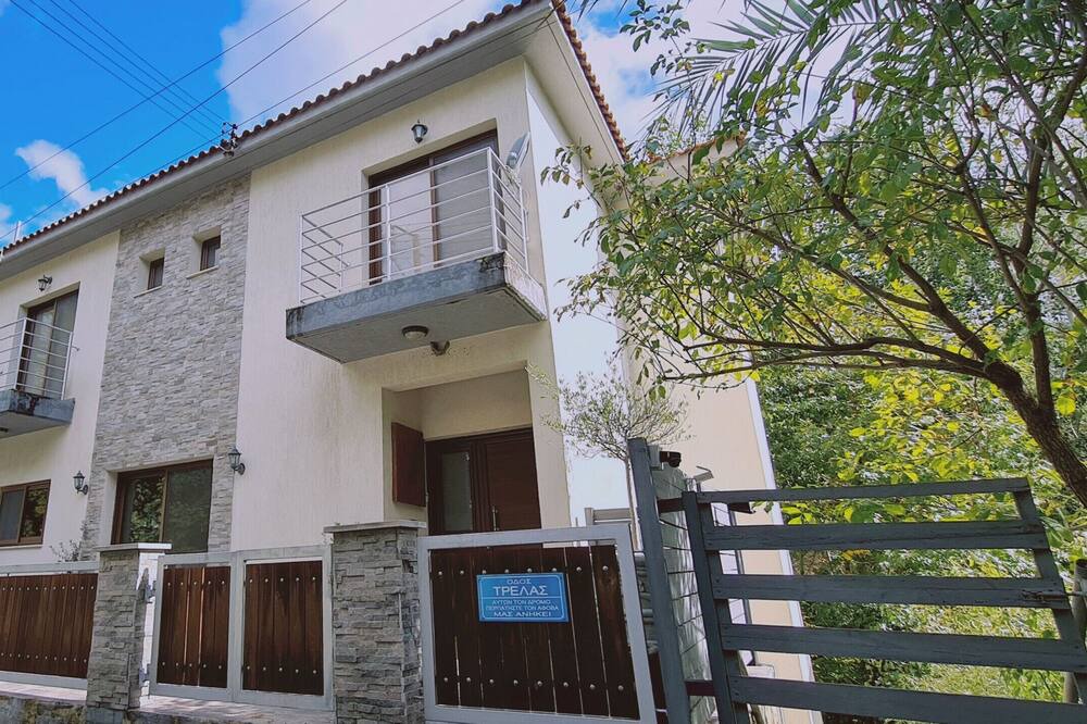 Photo of Outdoor in Moniatis