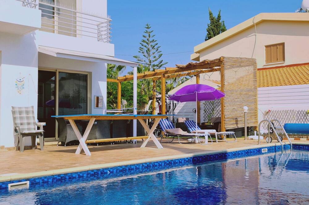 Photo of Outdoor in Mazotos