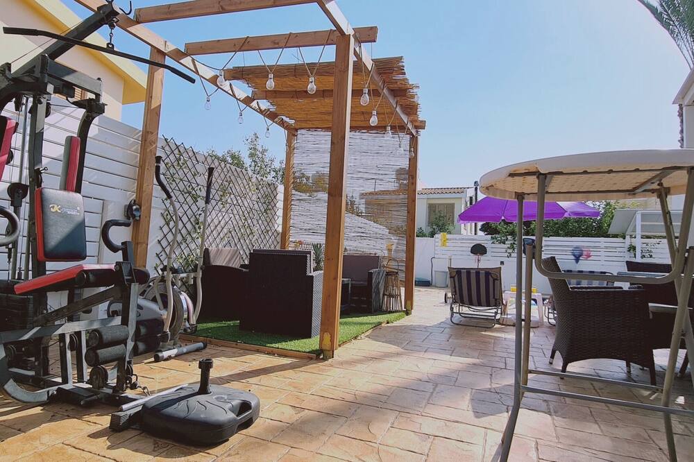 Photo of Outdoor in Mazotos