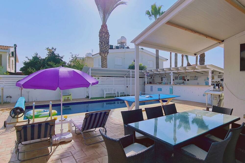 Photo of Outdoor in Mazotos
