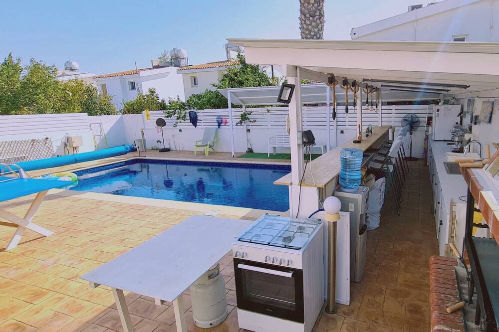 Photo of Outdoor in Mazotos