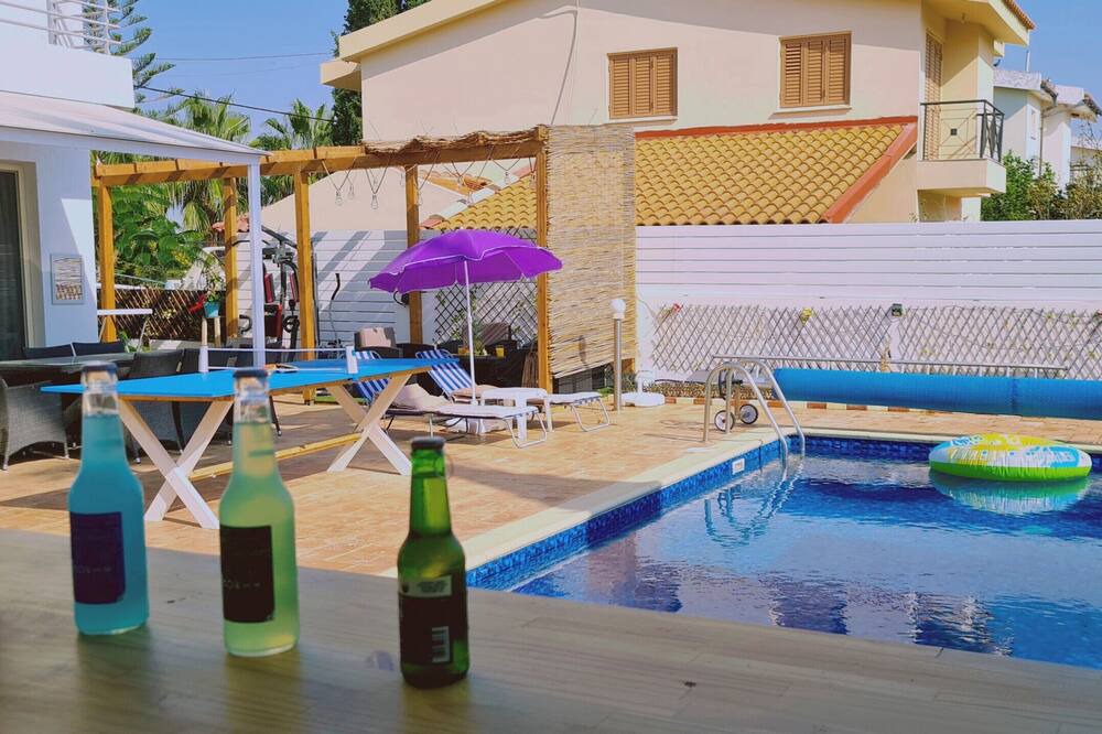 Photo of Outdoor in Mazotos