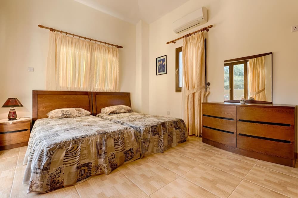 Photo of Bedroom in Argaka