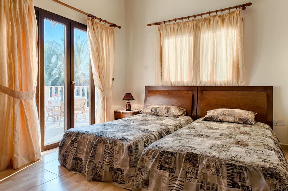 Photo of Bedroom in Argaka