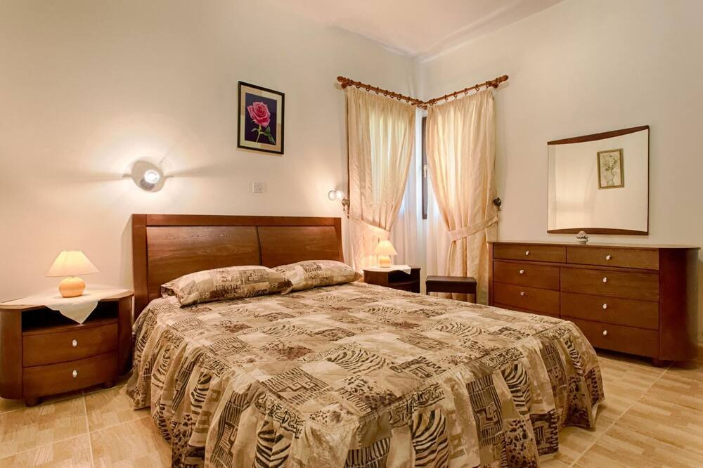 Photo of Bedroom in Argaka