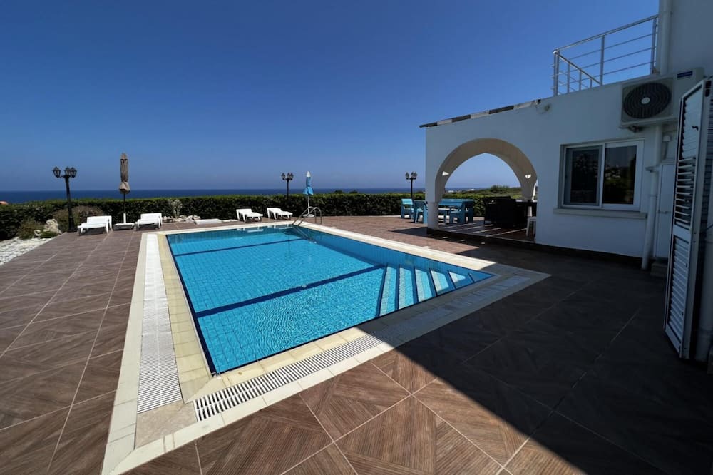 Photo of Outdoor in Karsiyaka