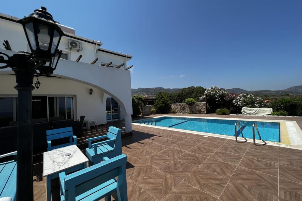 Photo of Outdoor in Karsiyaka