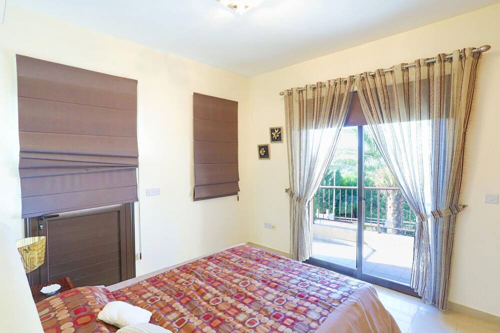 Photo of Bedroom in Latsi