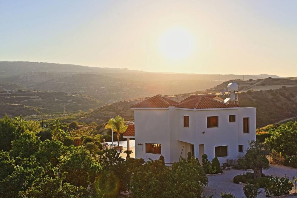 Photo of Outdoor in Pano Arodhes