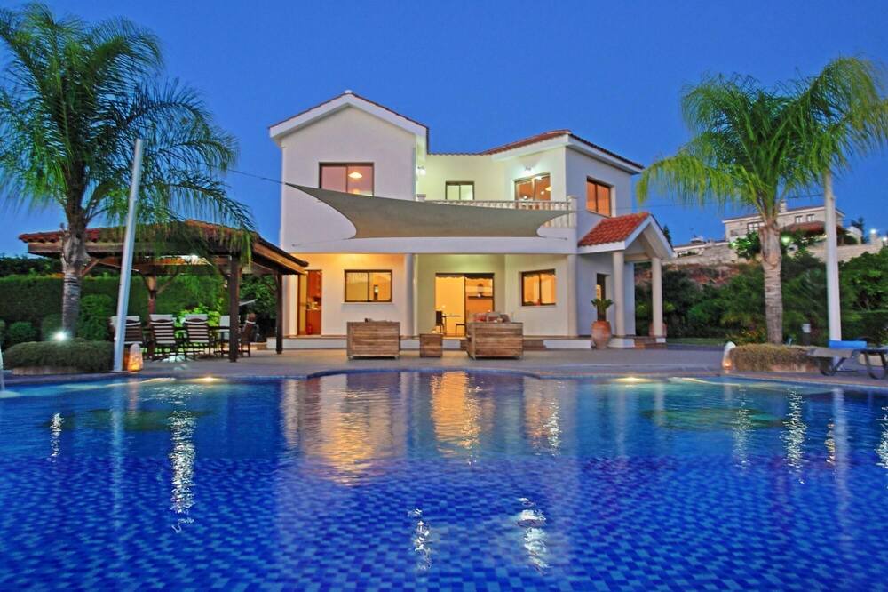 Photo of Outdoor in Pano Arodhes