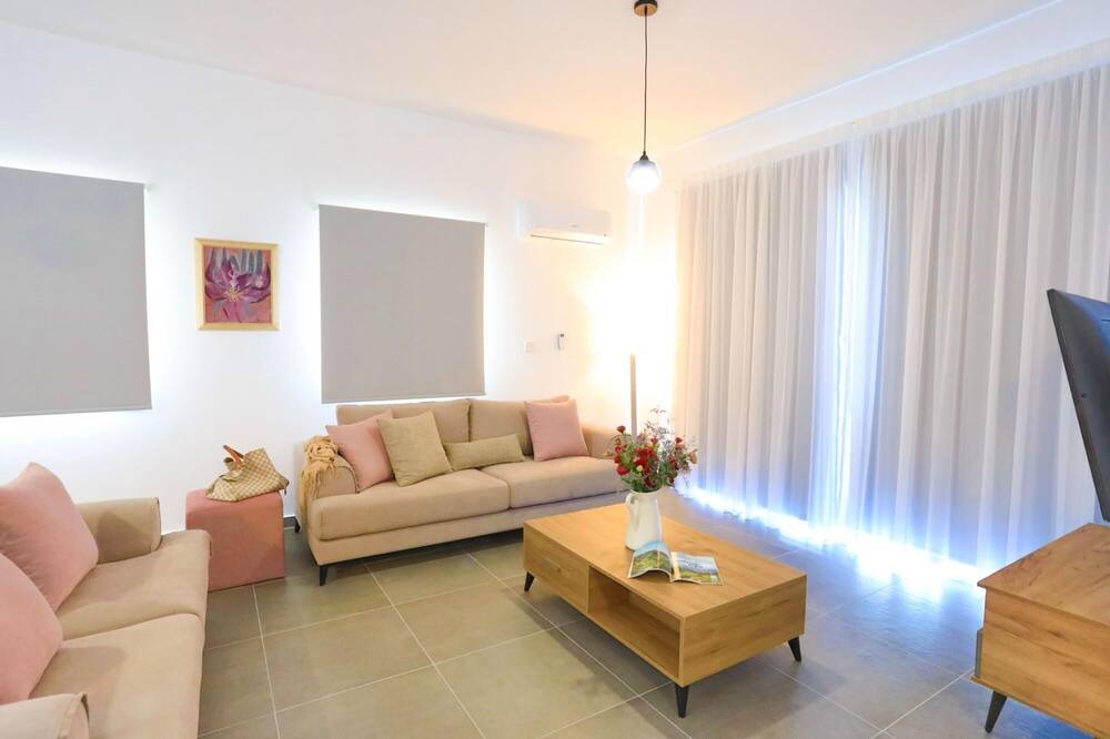 Photo of Livingroom in Meladeia
