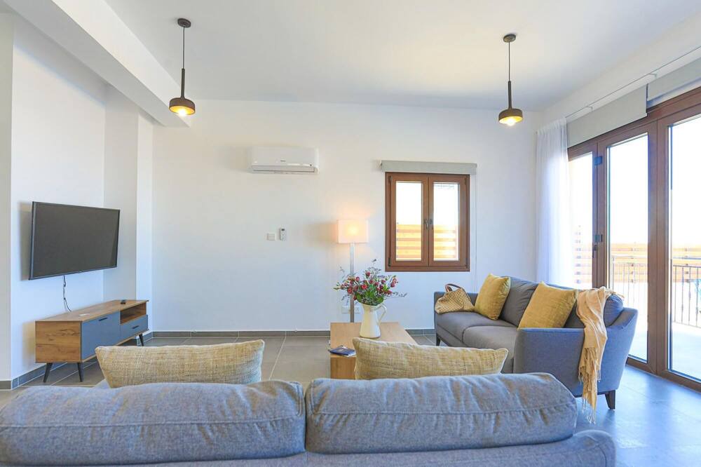Photo of Bedroom in Meladeia