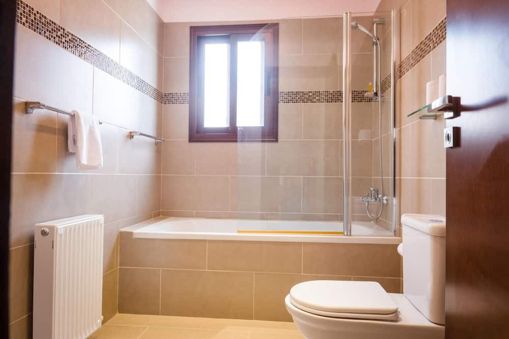 Photo of Bathroom in Meladeia