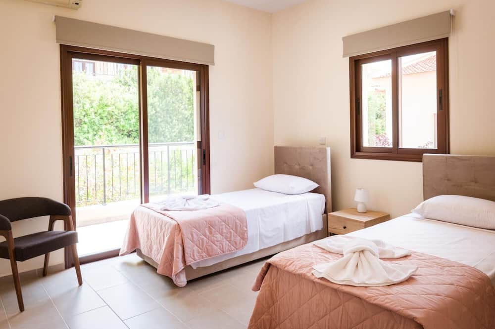 Photo of Bedroom in Meladeia