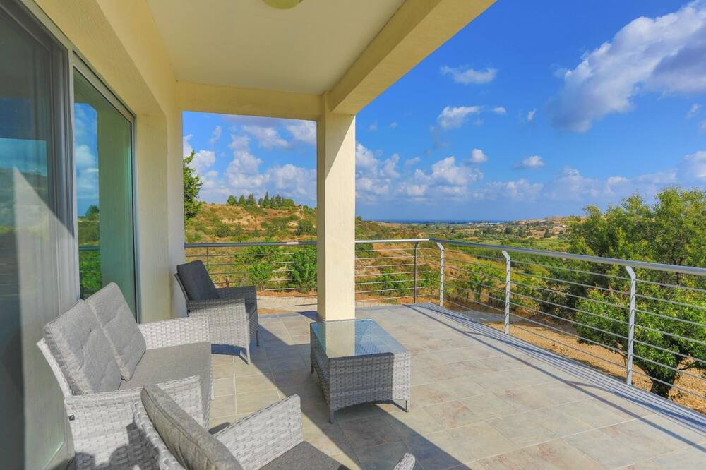 Photo of Patio Balcony in Goudi