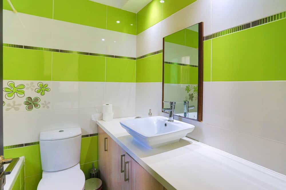 Photo of Bathroom in Goudi