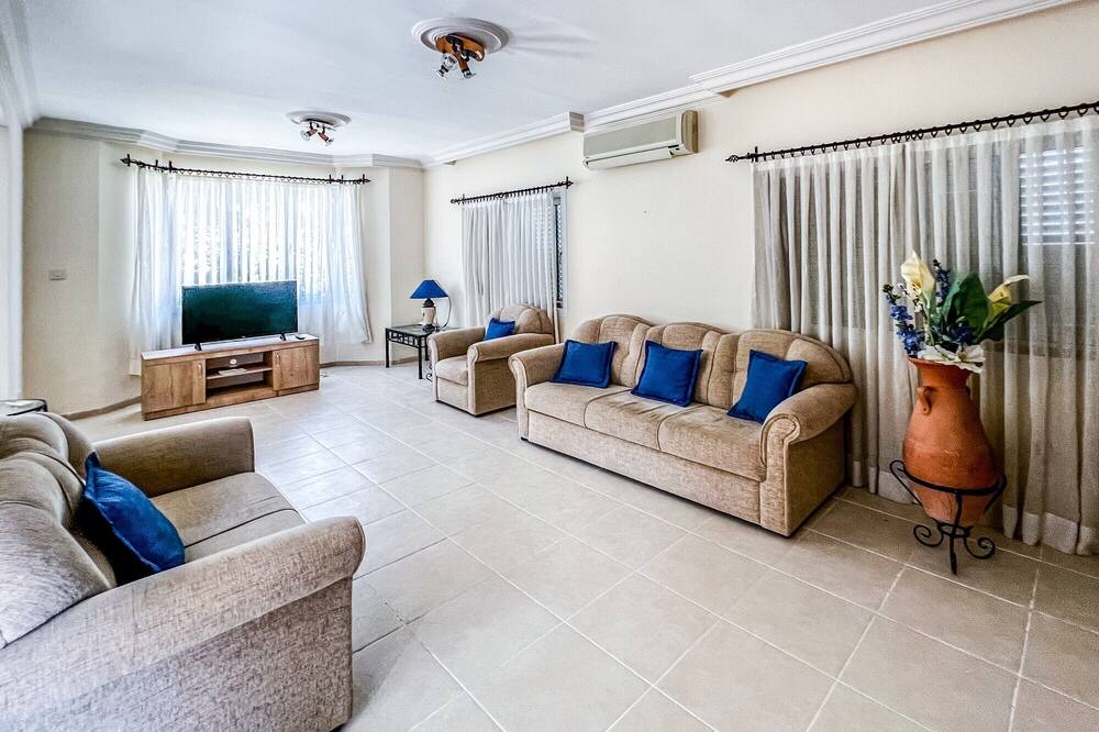 Photo of Livingroom in Edremit