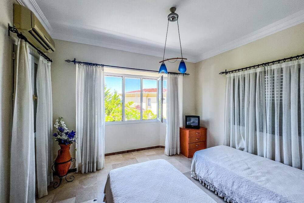 Photo of Bedroom in Edremit