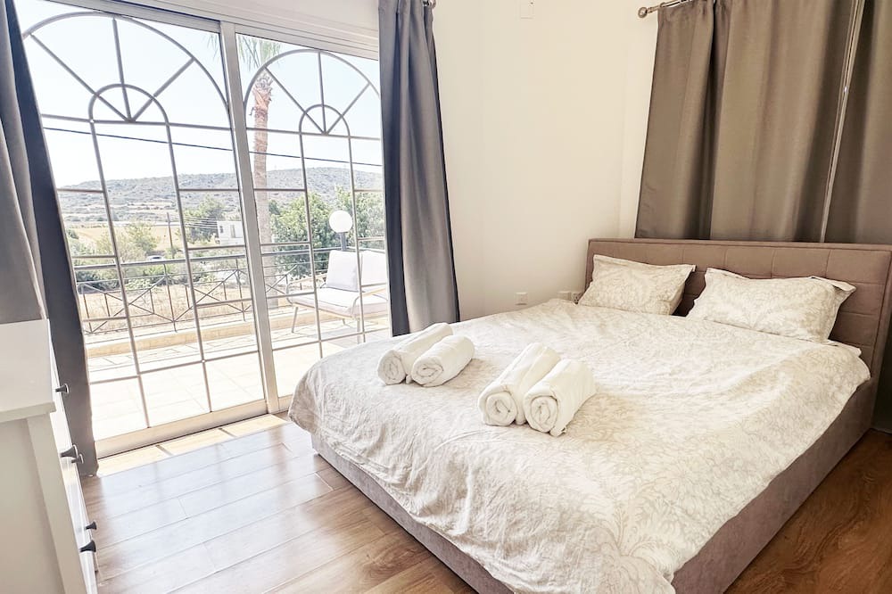 Photo of Bedroom in Moni
