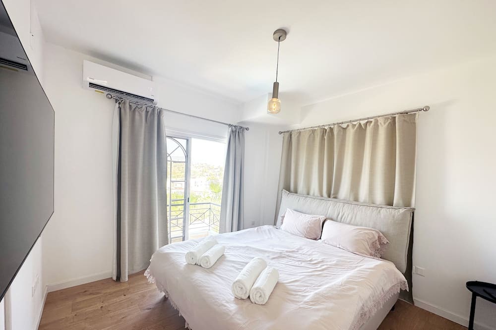 Photo of Bedroom in Moni