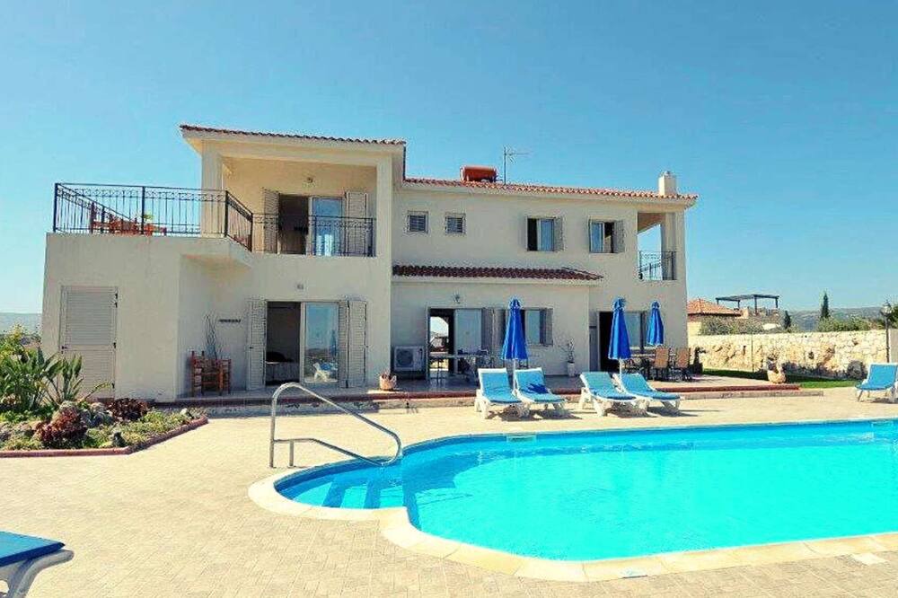 Photo of Outdoor in Pano Arodhes