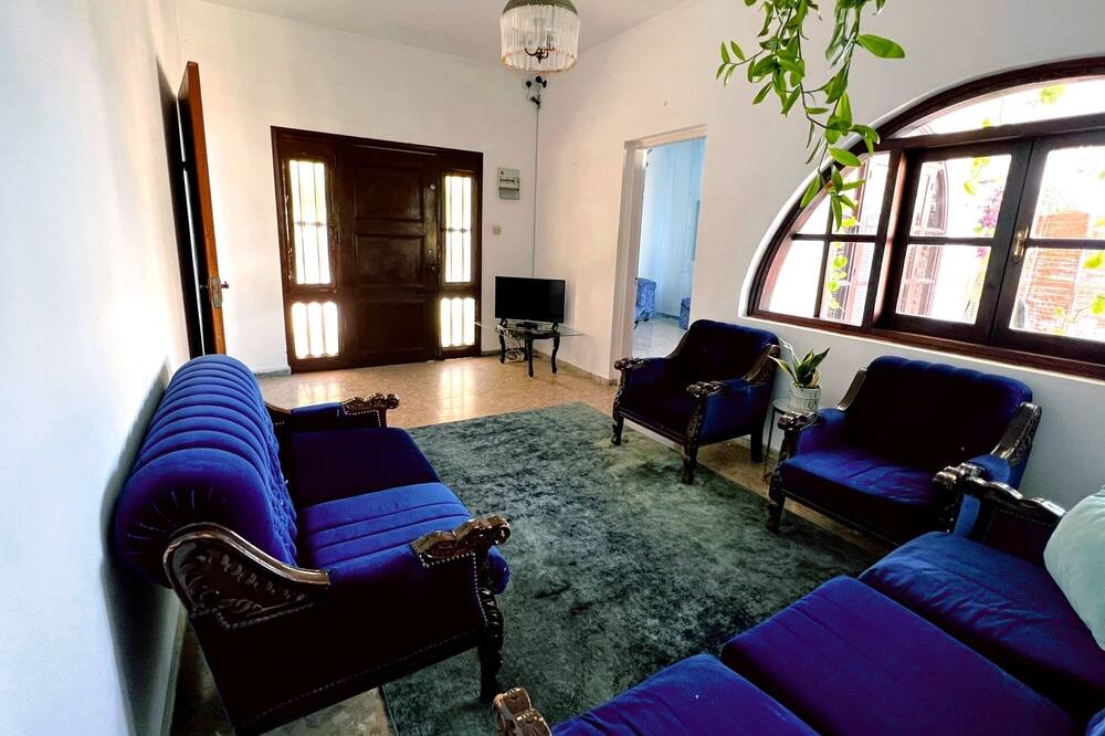 Photo of Livingroom in Kyrenia District