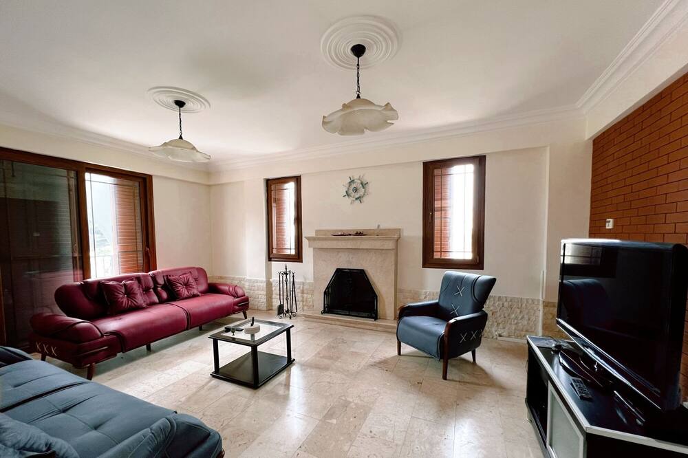 Photo of Livingroom in Yenisehir