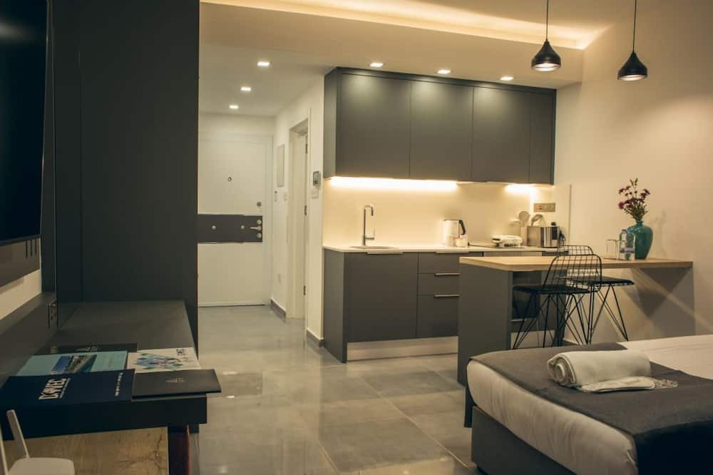Photo of Kitchen in Trikomo