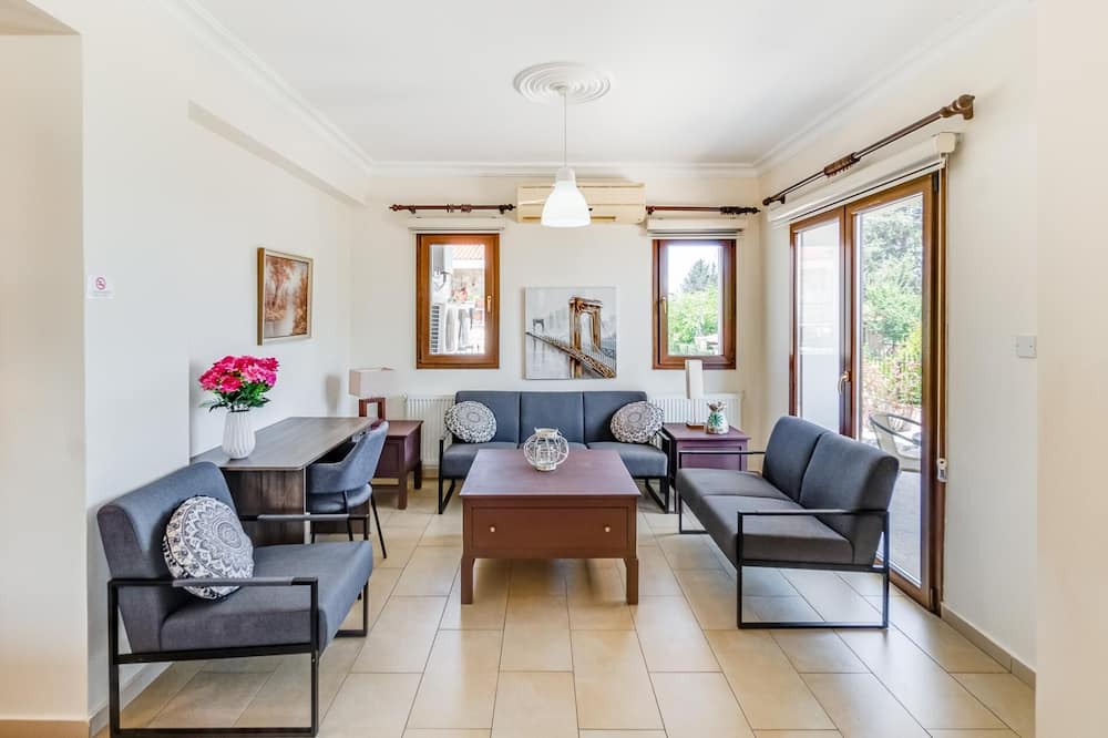 Photo of Livingroom in Droushia